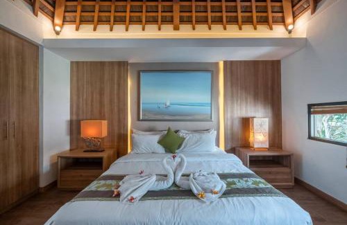 Batubelig Villa | Balinese Luxury Amisha Villa: 4BR in Seminyak