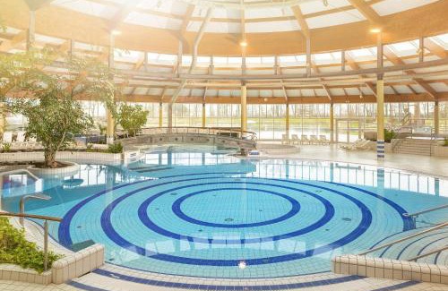 Gohren Apartment | Balkon mit traumhaften Meerblick, gratis Nutzung vom AHOI Erlebnisbad und Sauna in Sellin Dünenhaus FeWo05