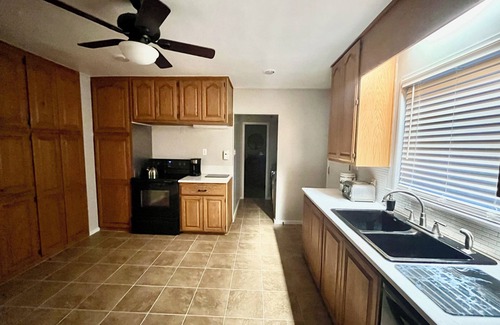 Los Ranchos de Albuquerque House | 🎈Balloon Fiesta Views🎈Private 3000SqFt Home on Huge 1-Acre Lot.