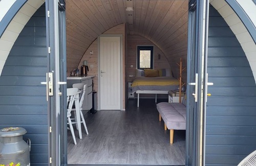 Bushmills Cabin | Ballyhemlin Pods - Hawthorn