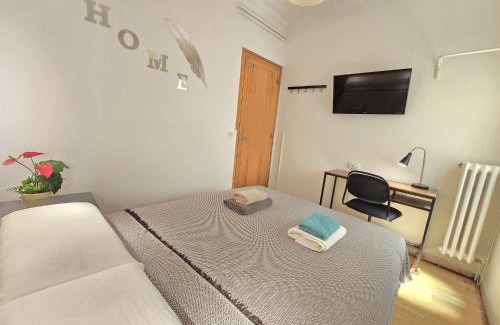 Eixample Bed & Breakfast | Balmes rooms