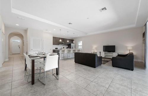 Haines City House | Balmoral Resort-222MCV home