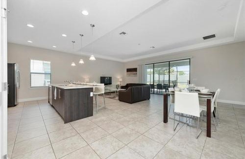 Haines City House | Balmoral Resort-222MCV home