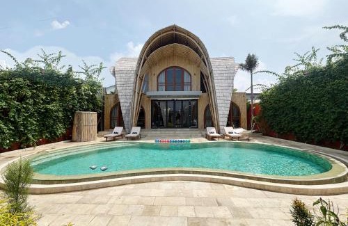 Dewi Sri Villa | Bamboo Estate Legian