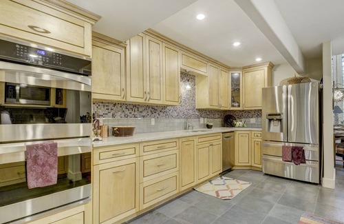 Westwood House | Bamboo Grove Townhome! Large & convenient 4 bedroom!
