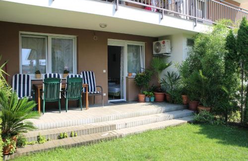 Siofok Aranypart Apartment | Bamboo Wellness Apartment