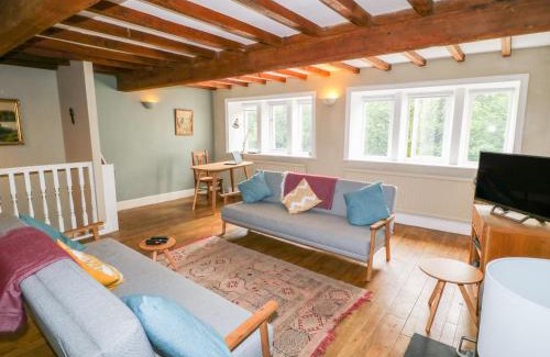 Holmfirth House | Bamforth Cottage