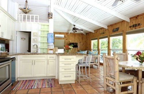 Port Howe House | Banana Wind Oceanfront Home ~ Private Beach, Snorkeling, Kayaks, Stunning Views
