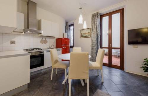 Isolotto Apartment | Bandinelli Terrace by MMega
