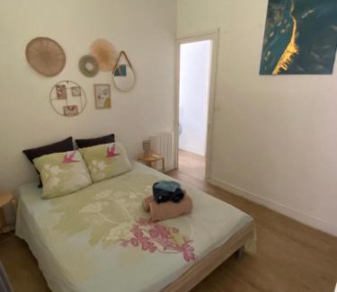 Bandol Apartment | Bandol plage port