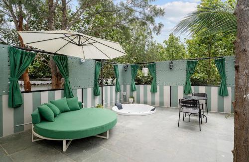 Denkanikota House | Bangalore Hideaway 1BHK Spanish villa Casa Rio