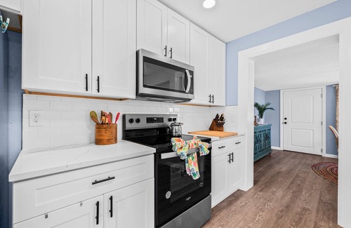 West Bradenton House | Banyan Key: Coastal Retreat Near IMG