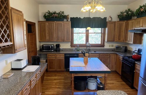 Bar Harbor House | BAR HARBOR WEEKLY RENTALS, IN TOWN HOMES BORDERS ACADIA, MILLION DOLLAR VIEW