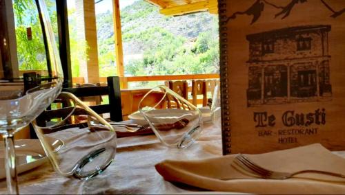Tamare Hotel | Bar Restaurant Hotel 'Te Gusti'