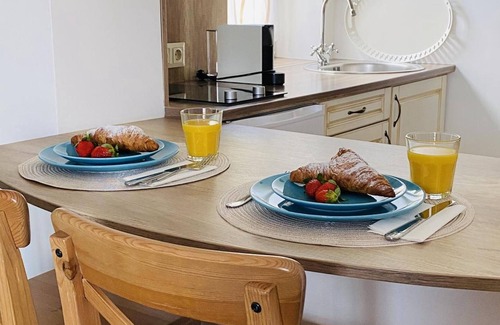 Tihany Hotel | Barackvirág Apartmanház