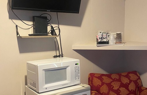 Lake George Hotel | Barberry Court Motel