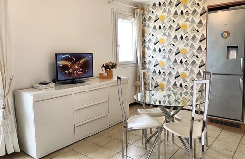 Le Barcares Apartment | BARCARESA-Charming waterfront T 2 sea view