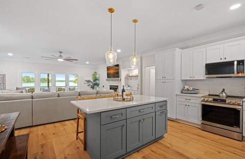 Mooresville House | Barefoot Cove by SoCharm | Private Cove & Beach