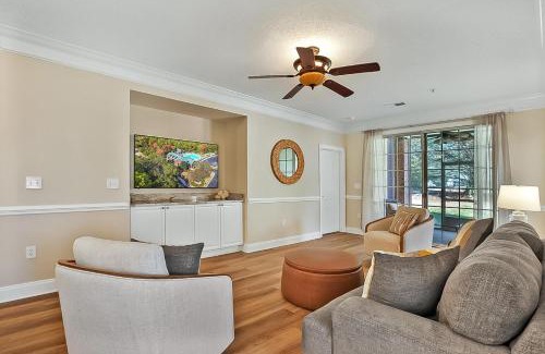 North Myrtle Beach House | Barefoot Golf Trip Headquarters by Wavecrest Beach Vacations