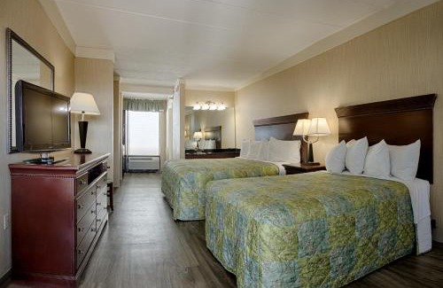 Midtown Ocean City Hotel | Barefoot Mailman