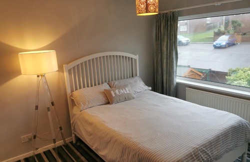 Wyke Regis House | Bargain rooms in Weymouth