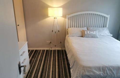 Wyke Regis House | Bargain rooms in Weymouth