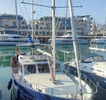 La Rochelle City Centre Boat Rental | Barkas