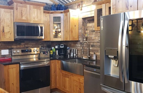 Wise County Other | Barn Loft at Private Retreat - Horses Welcome