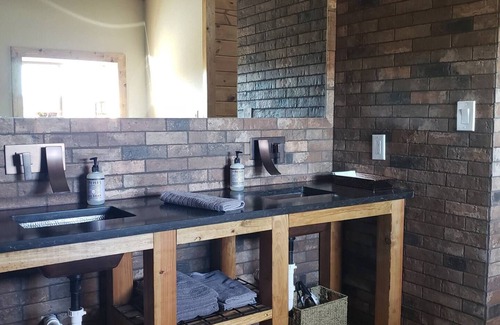 Wise County Other | Barn Loft at Private Retreat - Horses Welcome