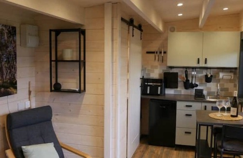 Forfar Cabin | Barn Owl Cabin at Redroofs - Pet Friendly!