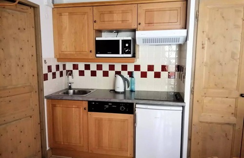 Prapoutel Apartment | Barns Chalet B - 2 Rooms for 4 People
