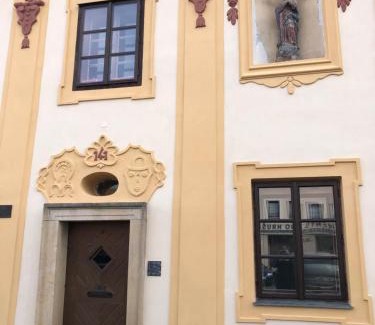 Pardubice Apartment | Barokní dům u Panny Marie