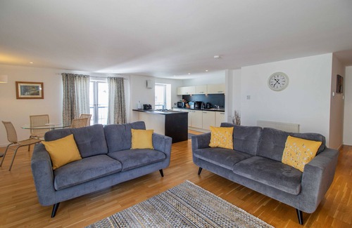 City Centre Glasgow Apartment | Barony Gate - Merchant City