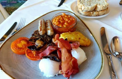 Newington House | Barony House 5 Star Boutique Guest House BK Direct
