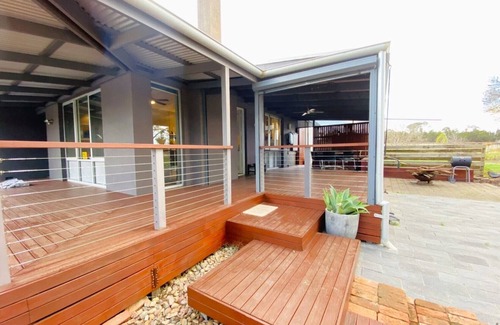 Nuriootpa Villa | Barossa Getaway GabbyHouse with Vineyard