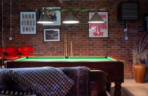 Glasgow House | Barraston Farm