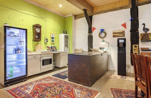 Barlt RV Rental | barrel 'Das Fass' with Shared Terrace and Shared Garden