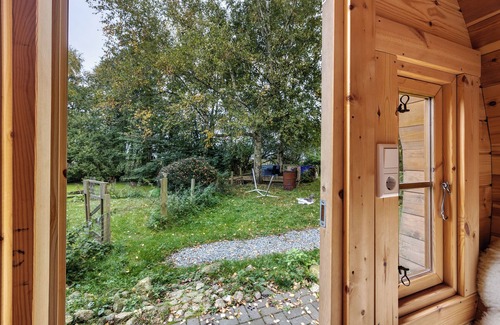 Barlt RV Rental | barrel 'Das Fass' with Shared Terrace and Shared Garden