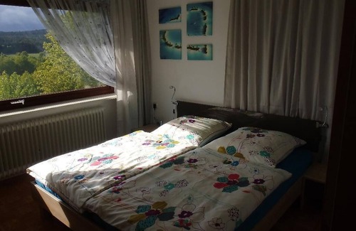 Viechtach Apartment | Barrier-free 55 sqm vacation apartment with panoramic terrace
