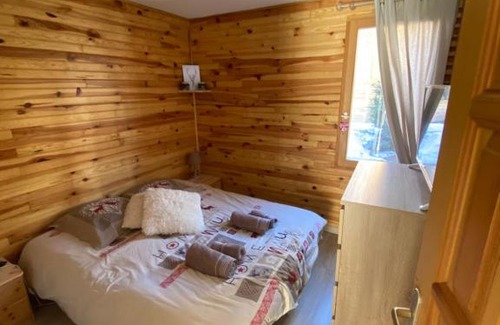 Saint-Etienne-de-Tinee Ski Chalet | bas de chalet
