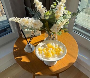 Moffat Apartment | Basingstoke Train Station Short Stay