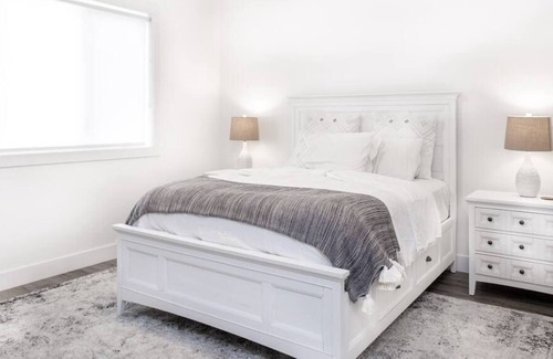 Okanagan-Similkameen House | Bassett by the Beach Townhome!