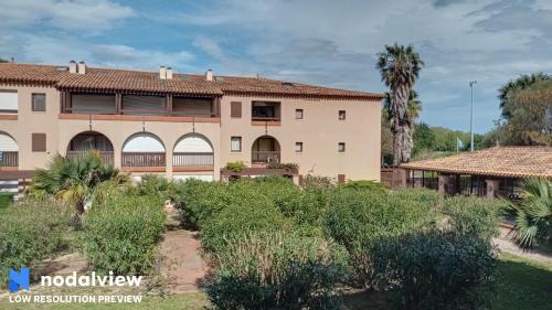 Saint-Cyprien Plage Apartment | Bastides du Gd Stade - Appart dans la verdure proche plage - Piscine
