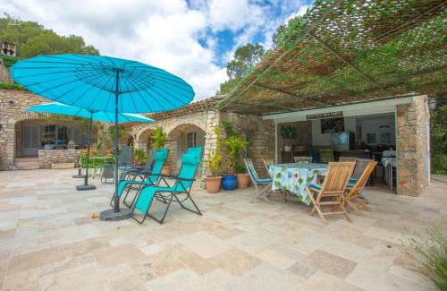 Taradeau House | Bastidon plus Annexe Lhelion