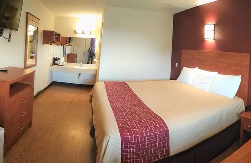Bastrop Hotel | Bastrop Inn