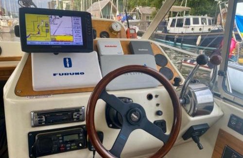 Lorient Boat Rental | Bateau 4 à 6 pers hyper centre Lorient