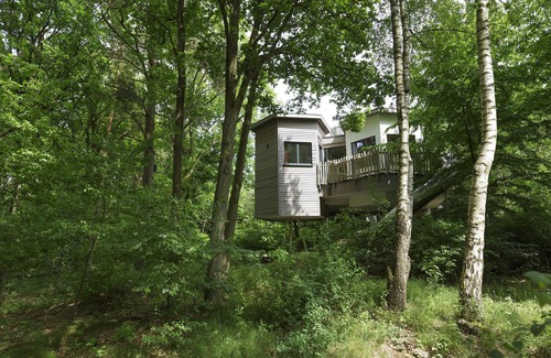 Bispingen House | Baumhaus by Interhome