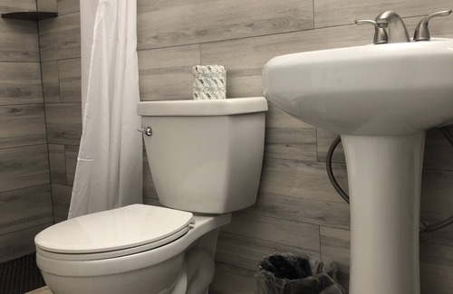 Bradenton Hotel | Bay Breeze Inn Bradenton Downtown