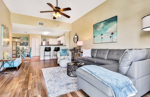 Madeira Beach Condo | Bay front condo, shared pool and hot tub right next to the beach