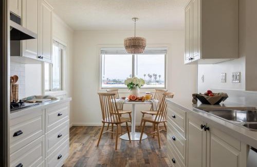 Central Mission Beach House | Bay View Buyout A by AvantStay Mission Beach Home on the Sand Sleeps 20